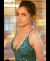 Independent Escorts Service In Dubai +971561360086